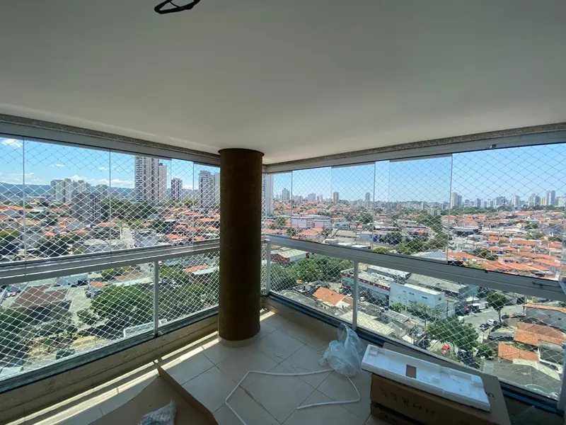 Rede de proteção em sacada de apartamento